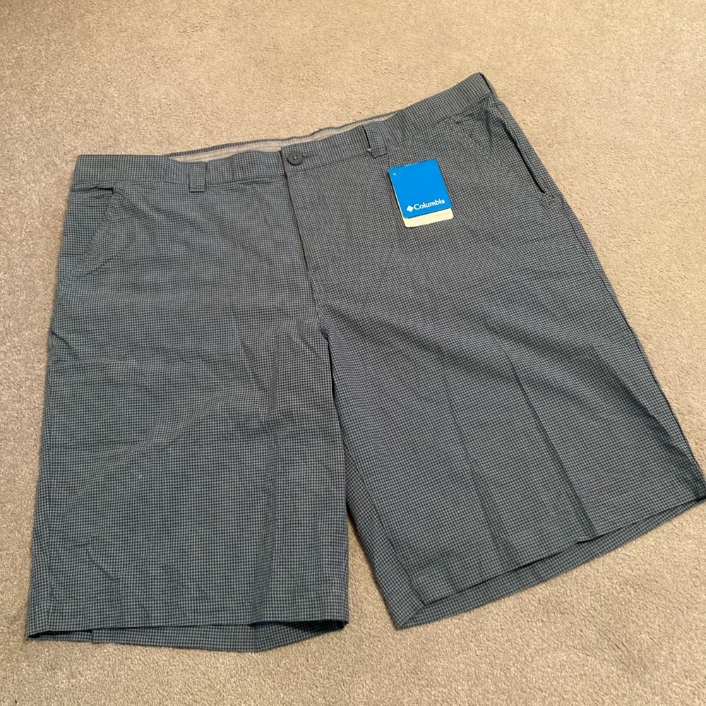 Columbia men’s shorts, size 44, Micro-Gingham checks fabric, 100% cotton, NWT